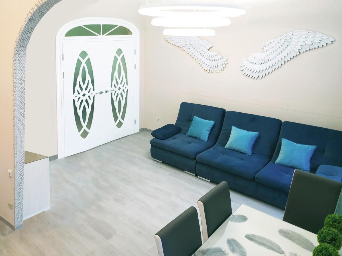Apartment Luxury Centre Located Kiev Bagian luar foto